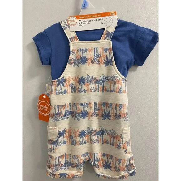 3 PIECE SHORTTALL. 1 TEE SHIRT. 1 SHORTALL. 1 BIB. SIZE 3-6 MONTHS - Picture 4 of 5